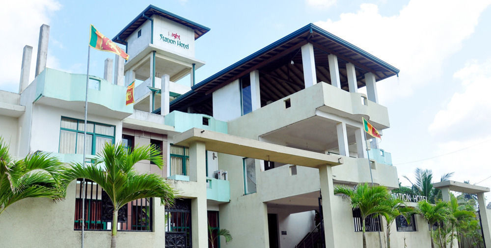 Oyo 290 Night Station Hotel Panadura Luaran gambar