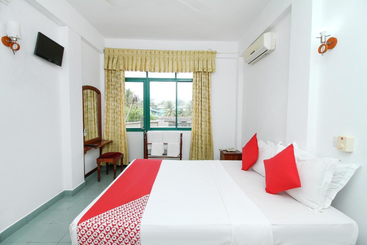 Oyo 290 Night Station Hotel Panadura Luaran gambar