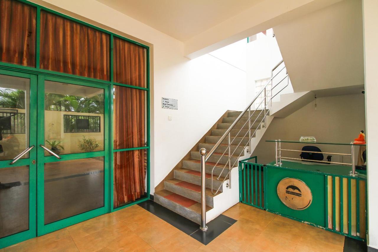 Oyo 290 Night Station Hotel Panadura Luaran gambar